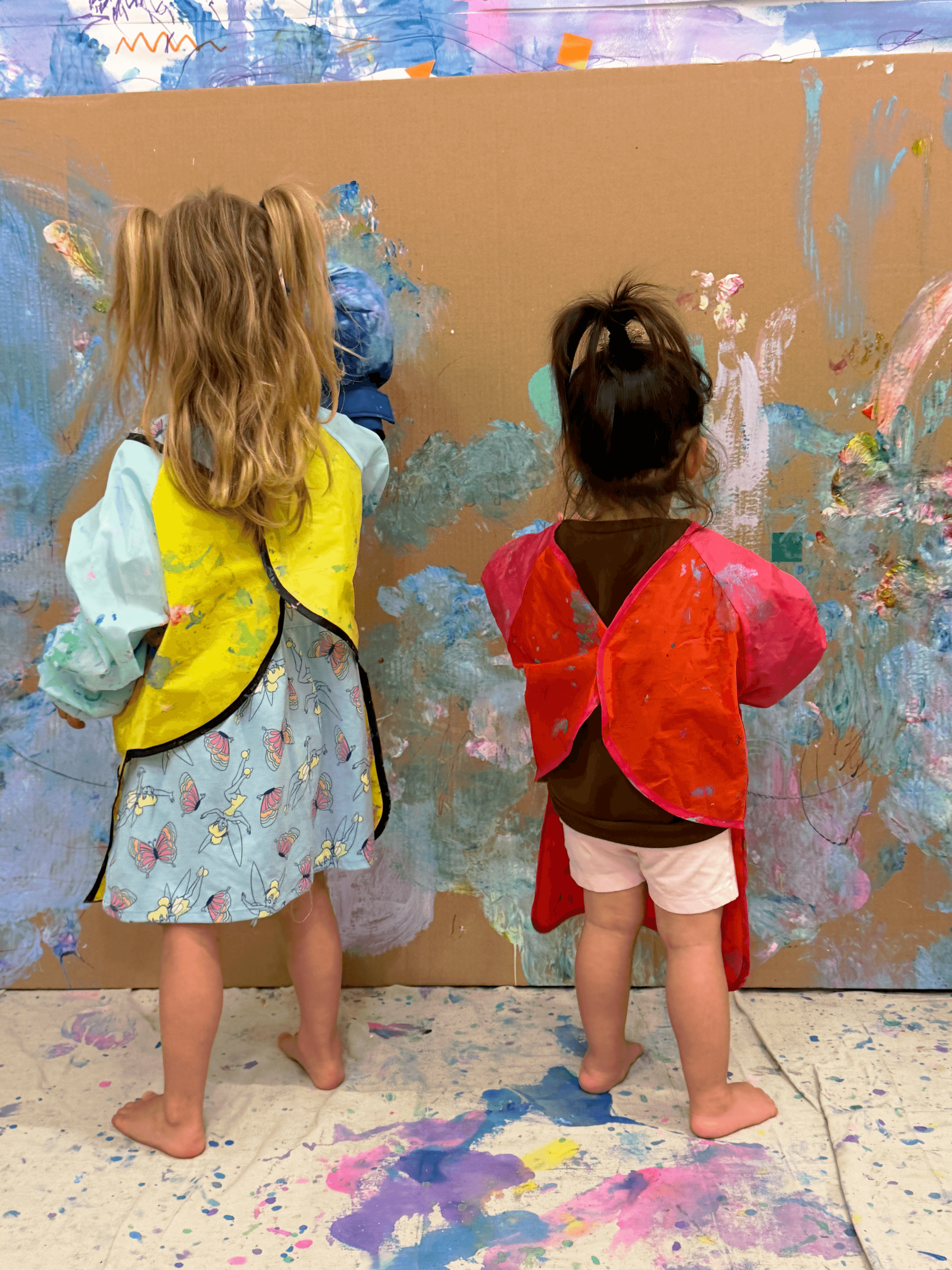 Toddler creating art at a Mini Makers session at Bloom Play Lab